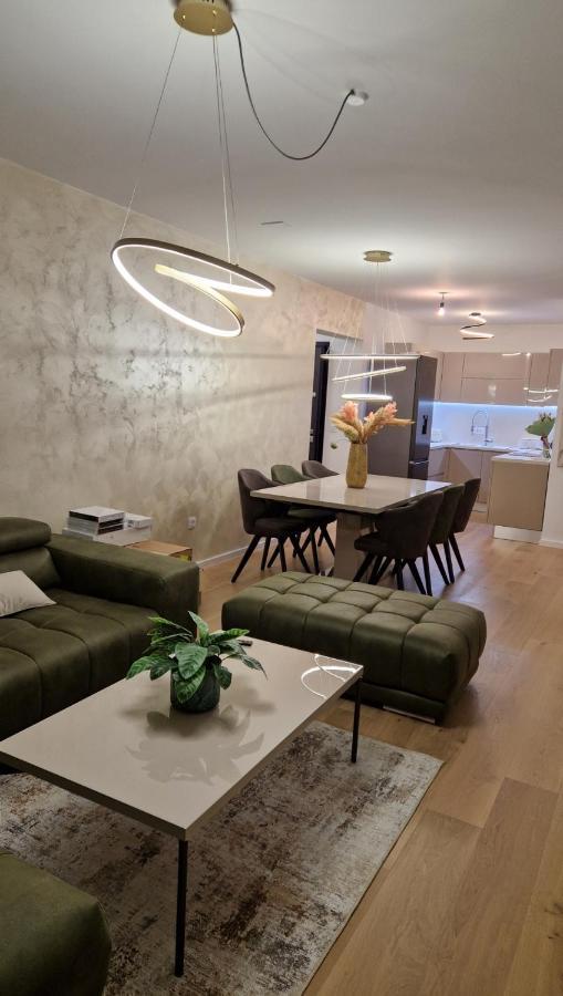Capsula Luxury Apartment Умаг Экстерьер фото